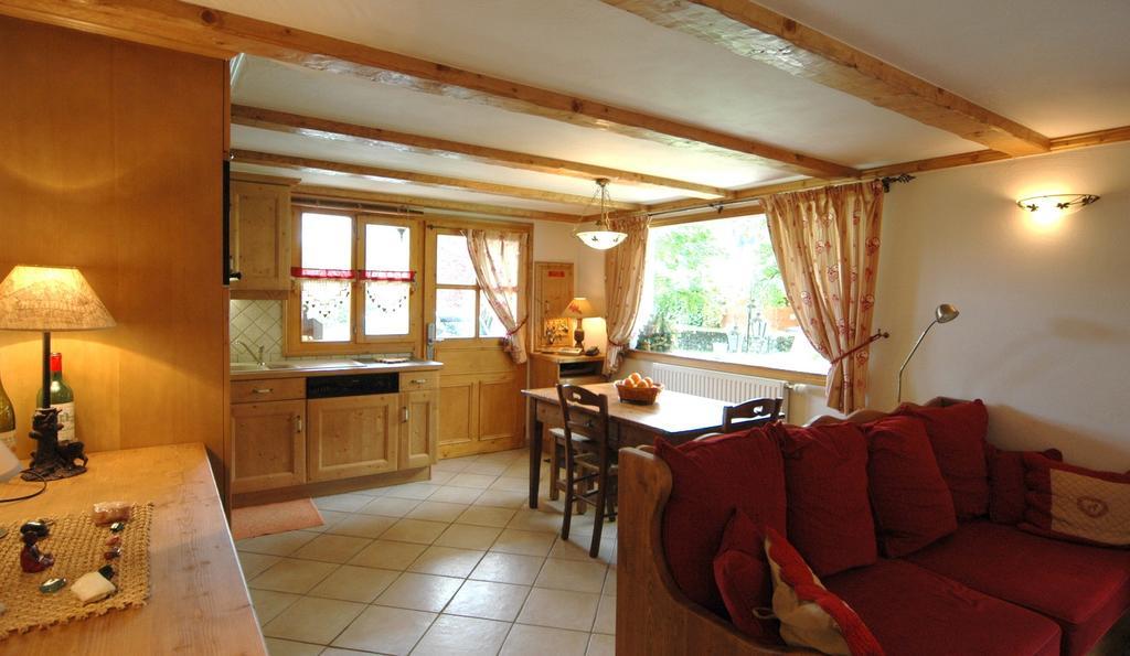 Appart 4 Pers 3 Etoiles Proximite Lac Et Remontees Courchevel Le Praz - Arrayanes Rum bild