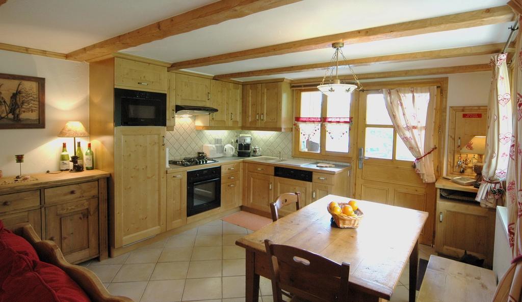 Appart 4 Pers 3 Etoiles Proximite Lac Et Remontees Courchevel Le Praz - Arrayanes Rum bild